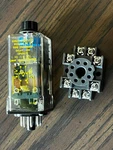 326XBX48P Struthers-dunn Time Delay Relay 1-10SEC, Amp, 120 Vac Base Socket. Fixed Price $18.97.