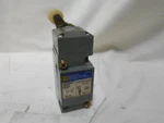 Square 9007C62AY247 Limit Switch 600V 10A-USED. Fixed Price $65.91.